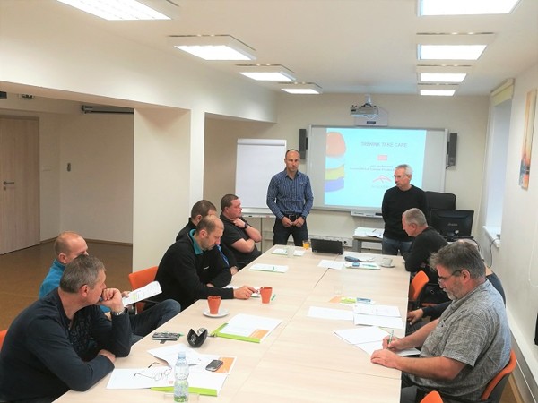 Trénink facilitátorů programu "TAKE CARE" - odborný náslech