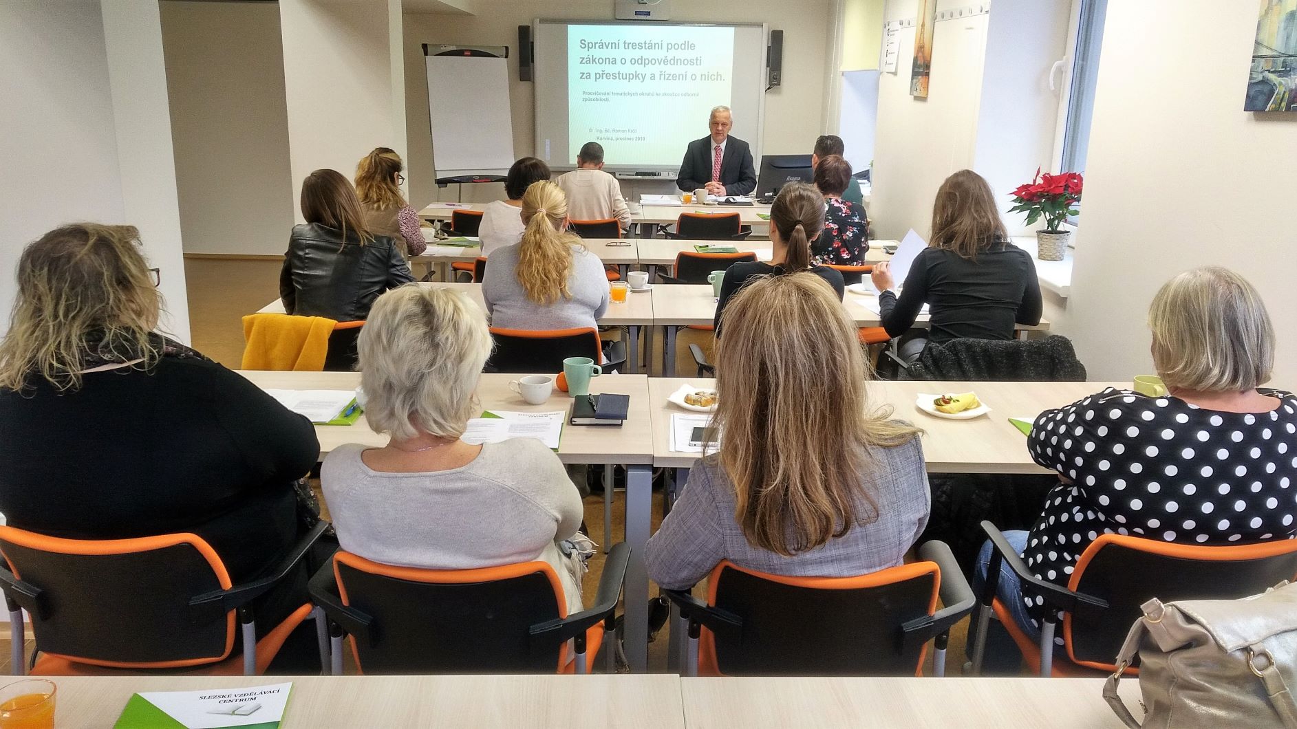 Akreditovaný seminář "Přípravný seminář ke zkoušce odborné způsobilosti přestupkového zákona"